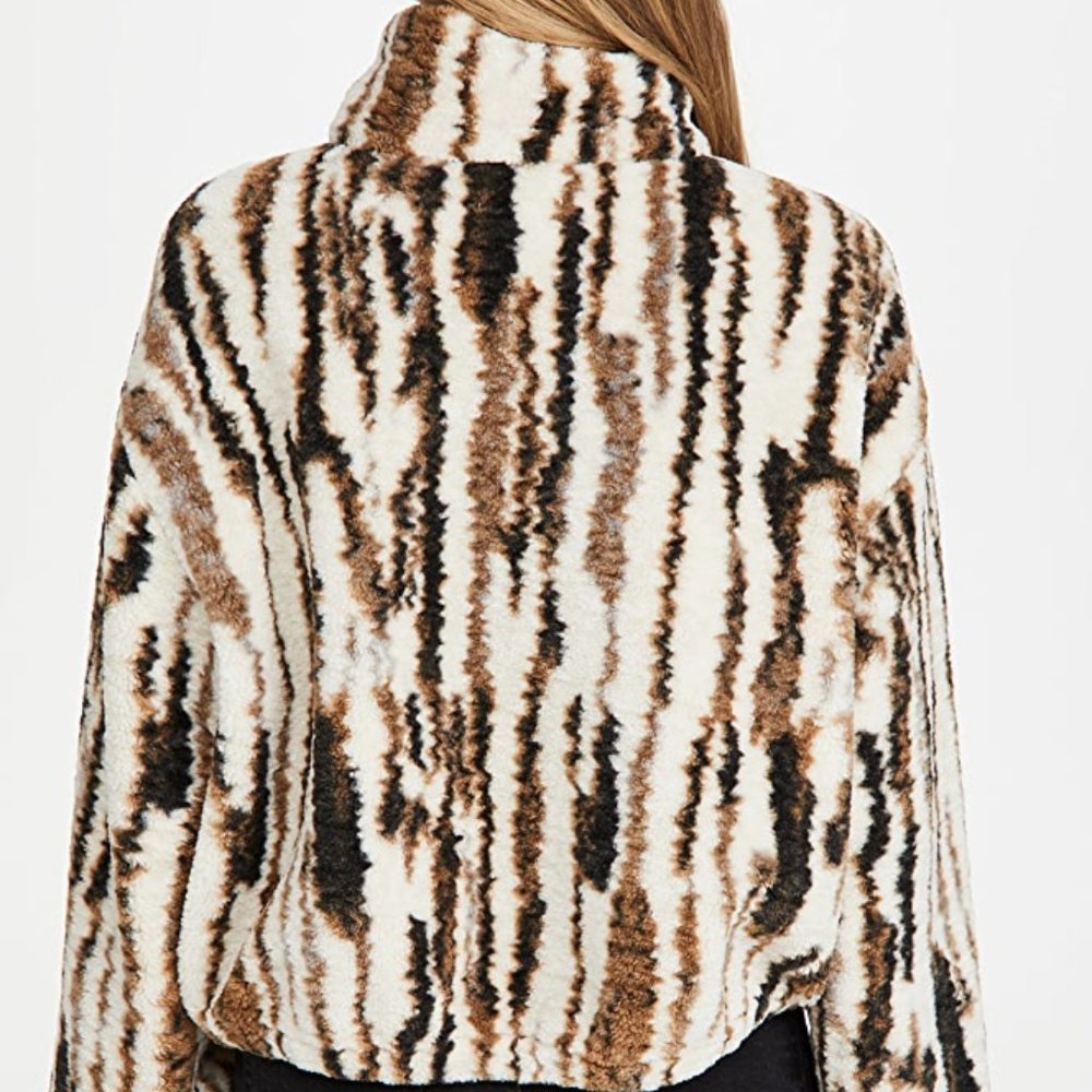 NWT Reformation Bolton Jacket in Zig Zag - Picture 4 of 6